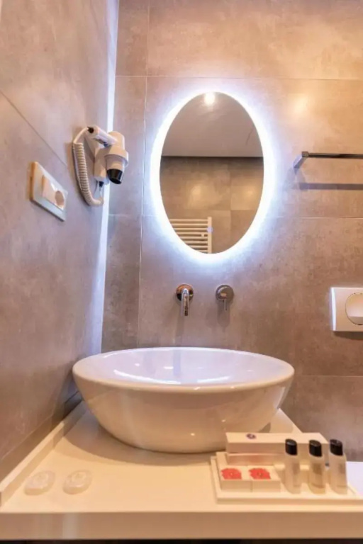 Standard Double room with balcony and with view (full double bed)