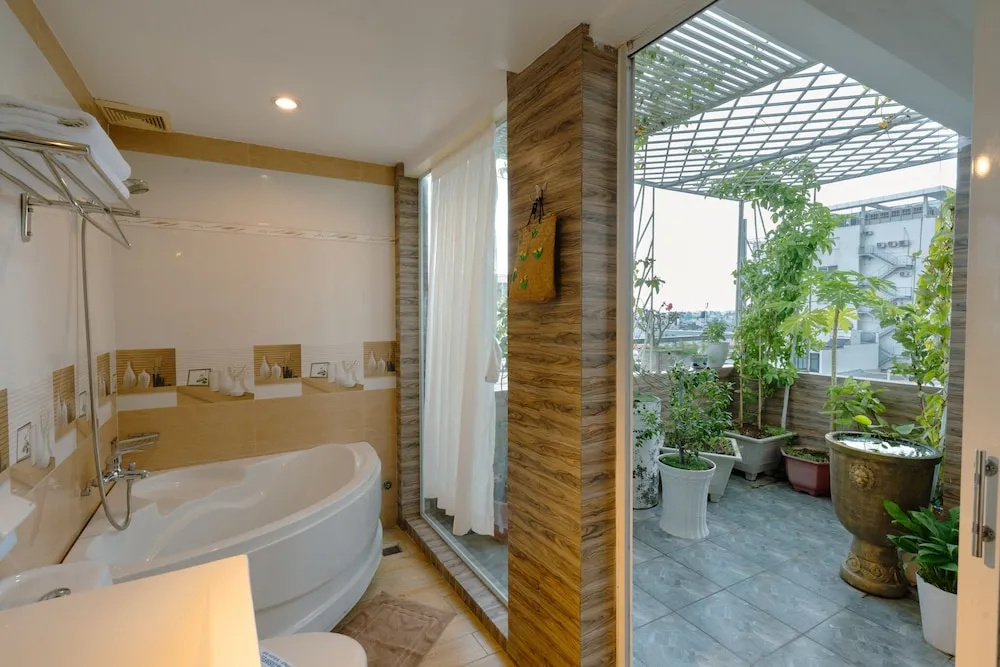 Premier room