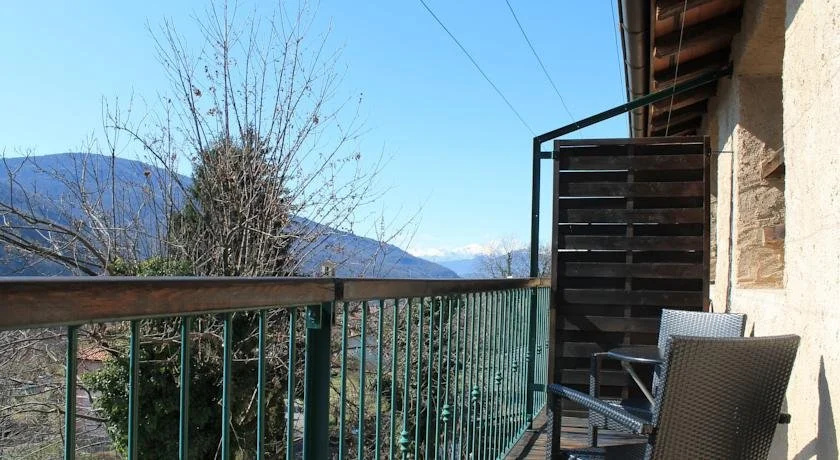 Balcony & Terrace