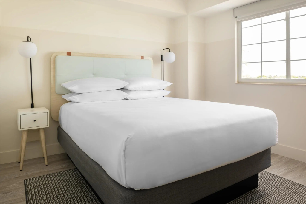 Hampton by Hilton Grand Cayman Seven Mile Beach - Général