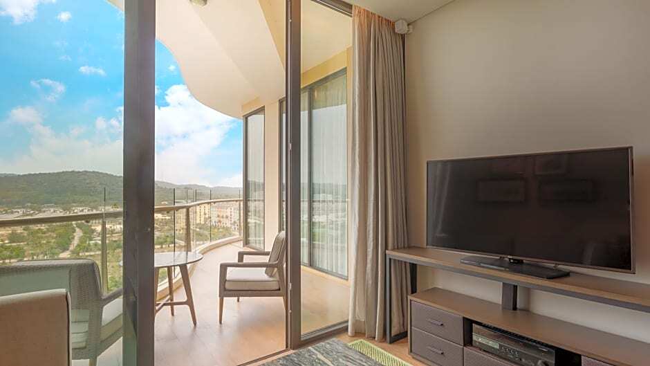 Intercontinental Phu Quoc Long Beach Resort