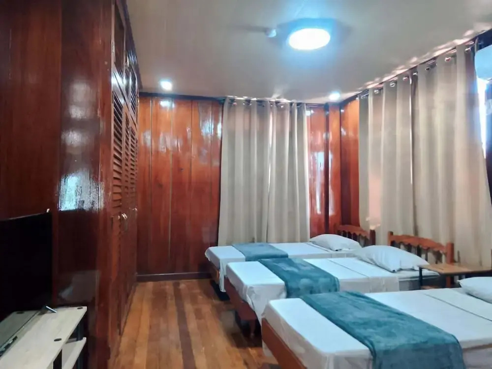 Topaz Bed and Breakfast Hotel