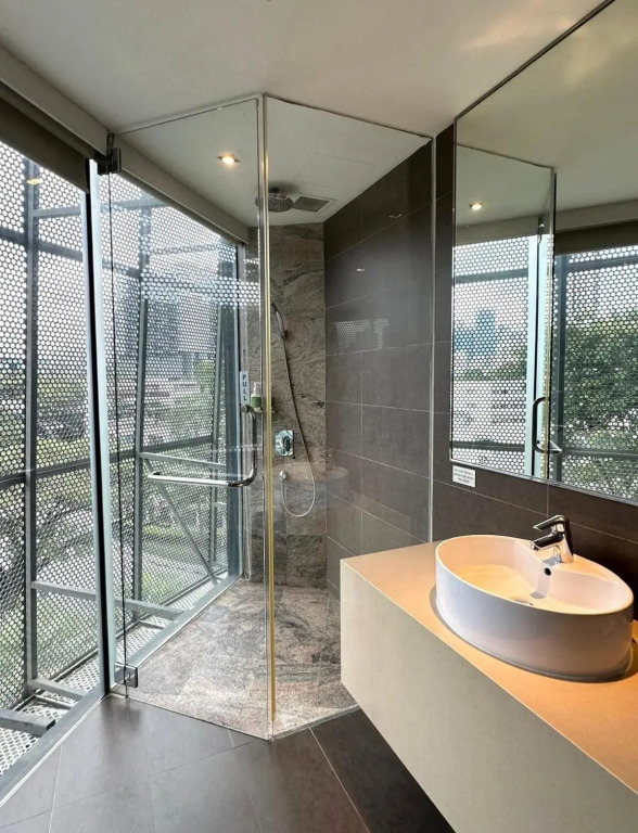 D'Hotel Singapore by null