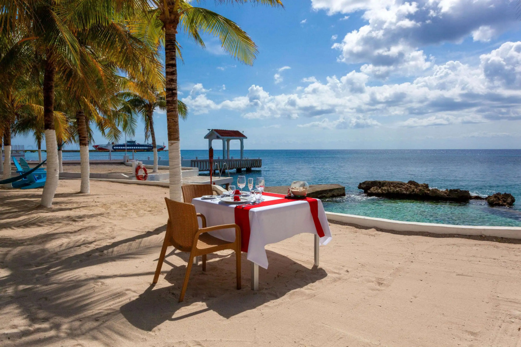 Beach & Waterfront
