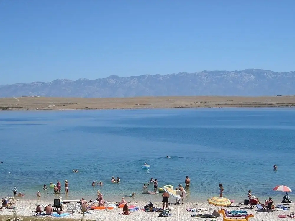 Beach & Waterfront