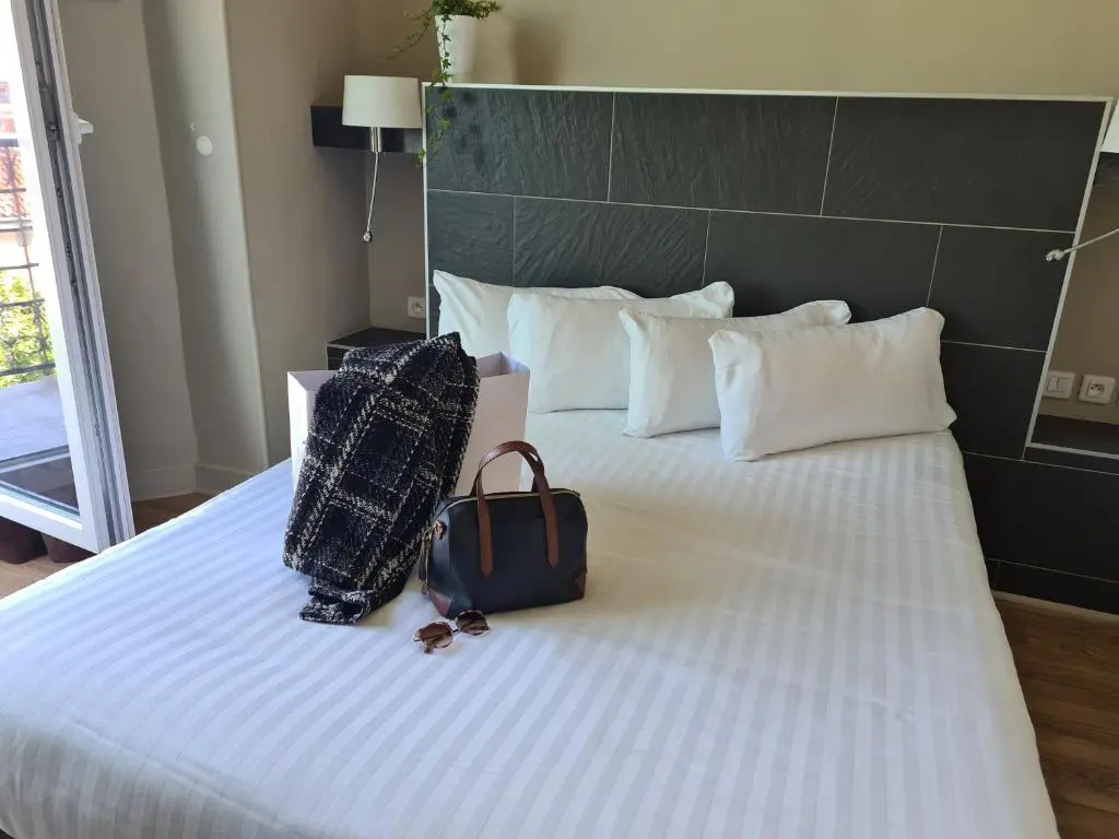 Hotel Amirauté - Chambres
