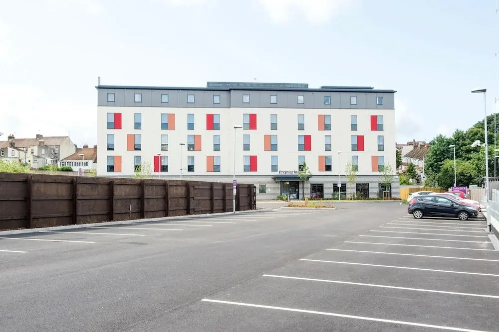 Premier Inn Chatham Gillingham Victory Pier hotel