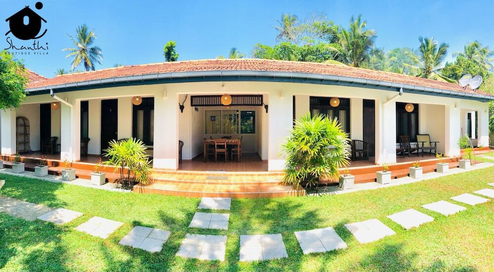 Shanthi Homestay