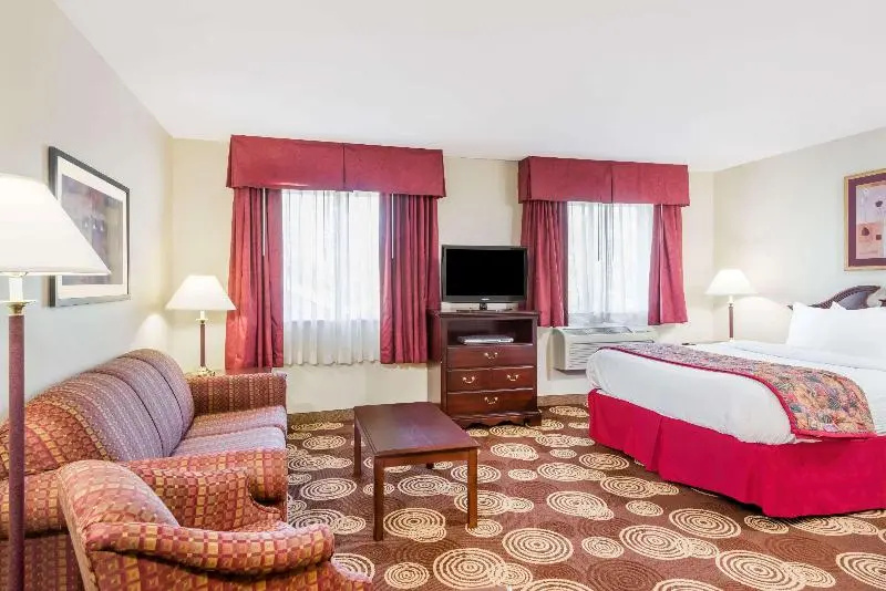 Hawthorn Extended Stay by Wyndham Seville - Chambres