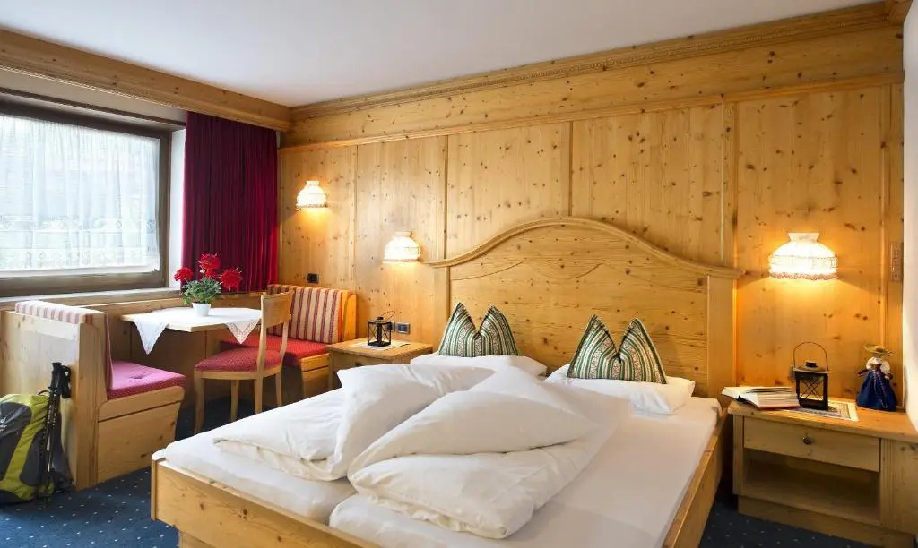 Comfort room