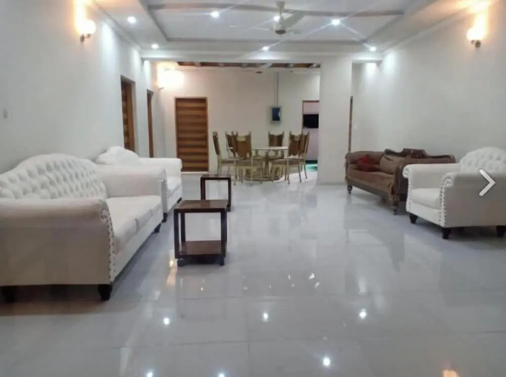 Sitara Hotel