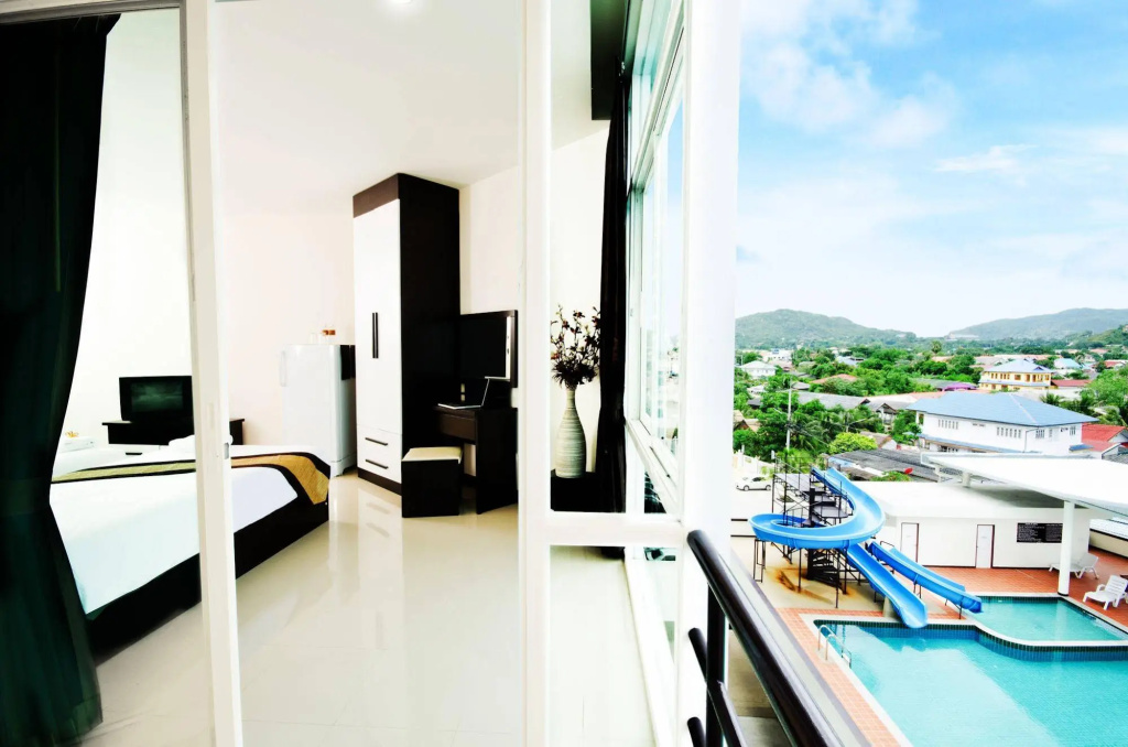Hotel photo 8