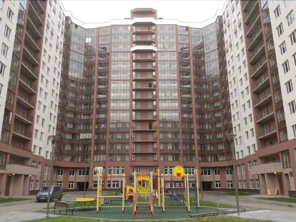 Lotos Living Quarters