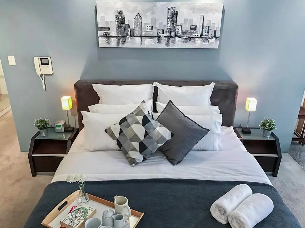 Adelaide CBD Luxury  Spa Netflix Wifi in Adelaide