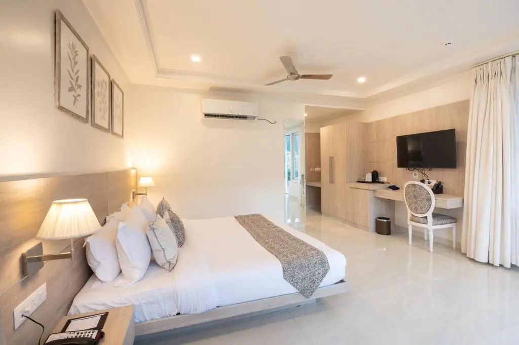 Standard room with balcony