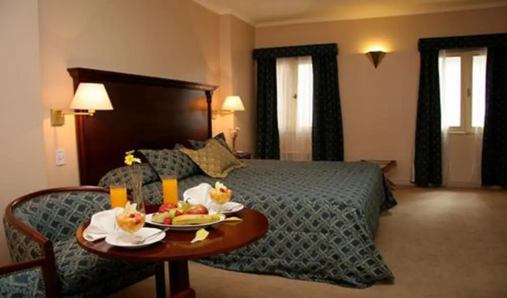 Provincial Plaza Hotel - Chambres