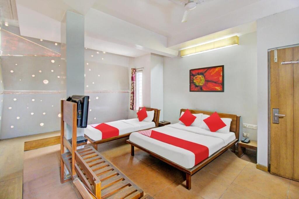 Capital O 6581 HOTEL PARK RESIDENCY by null