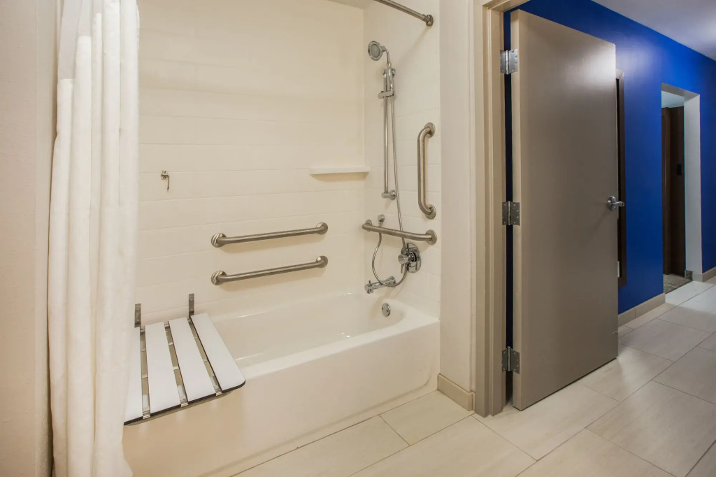 Holiday Inn Express & Suites Troy by IHG - Général