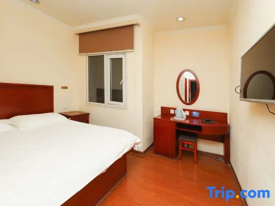 Economy Double room (full double bed)