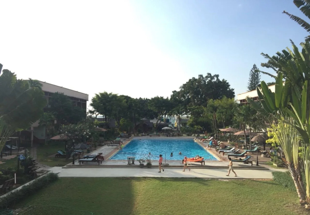 Pool