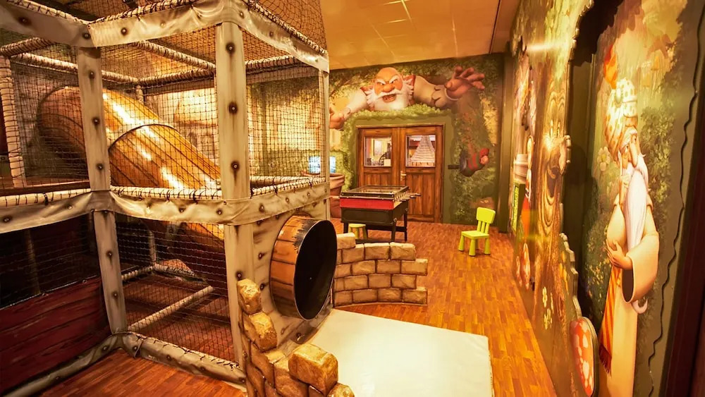 Efteling Hotel - Theme Park Tickets Included