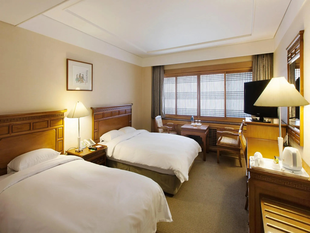 Deluxe Double room (twin beds)