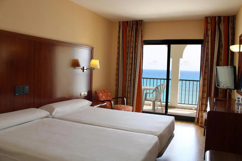 Standard Double room with sea view (twin beds)