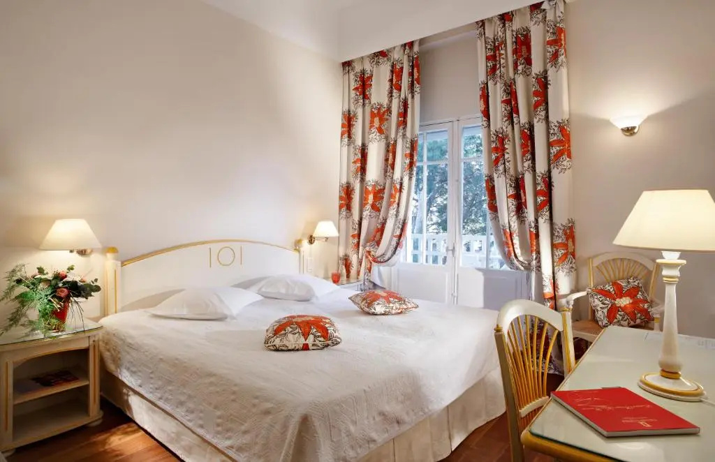 Grand Hotel Des Lecques, BW Signature Collection - Chambres