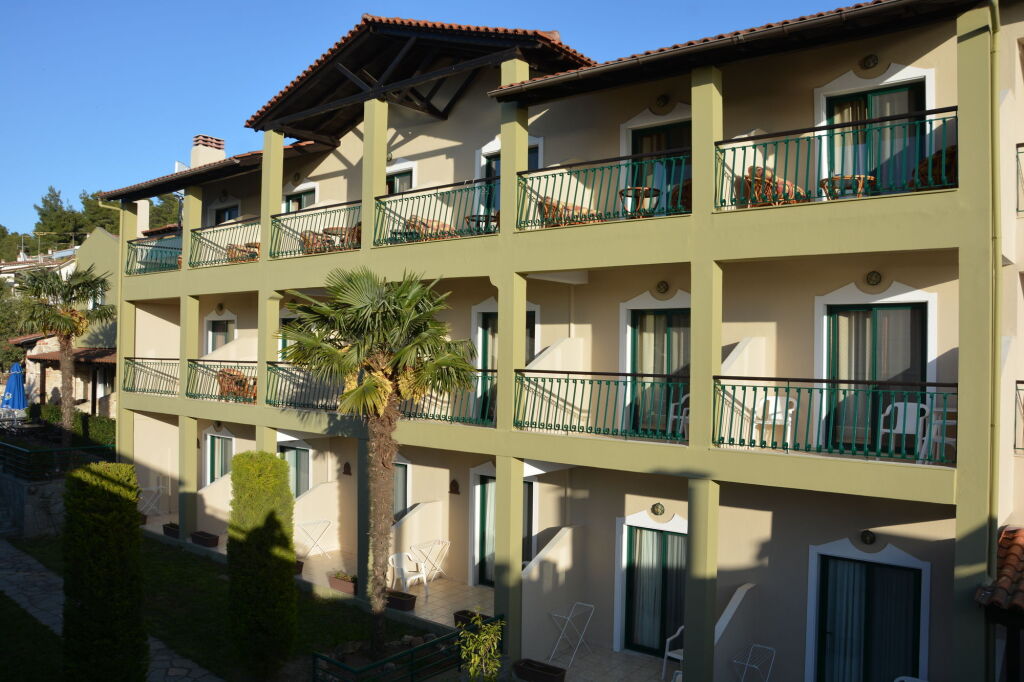 Samel Hotel