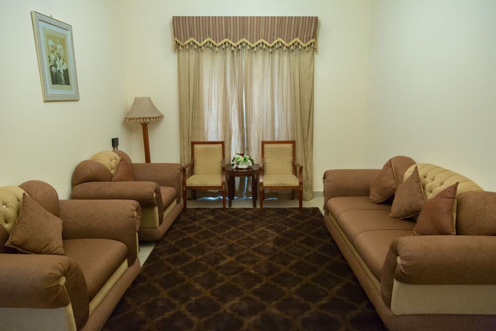 Dream Palace Hotel