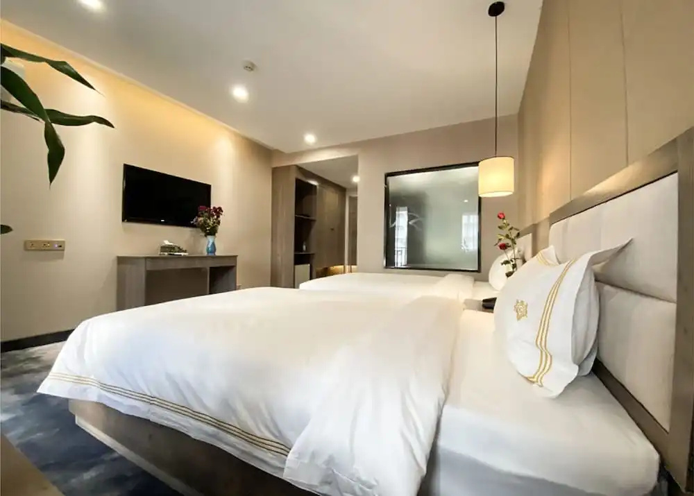 Superior Double room (full double bed)