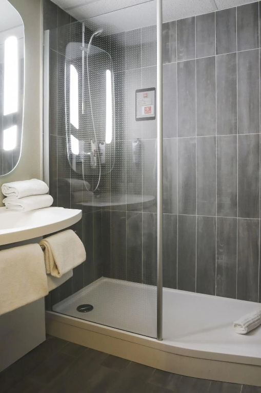 Afficher la photo 7 — ibis Creil Sur Oise