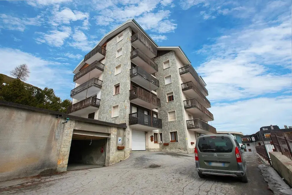 Simona Luxury Apartment few steps from sk