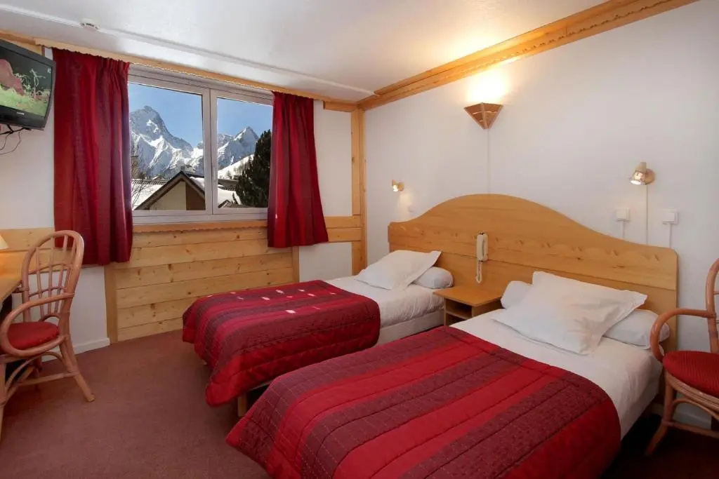 Standard Double room (full double bed)
