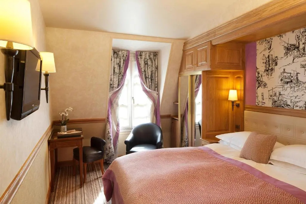 Standard Double room (full double bed)