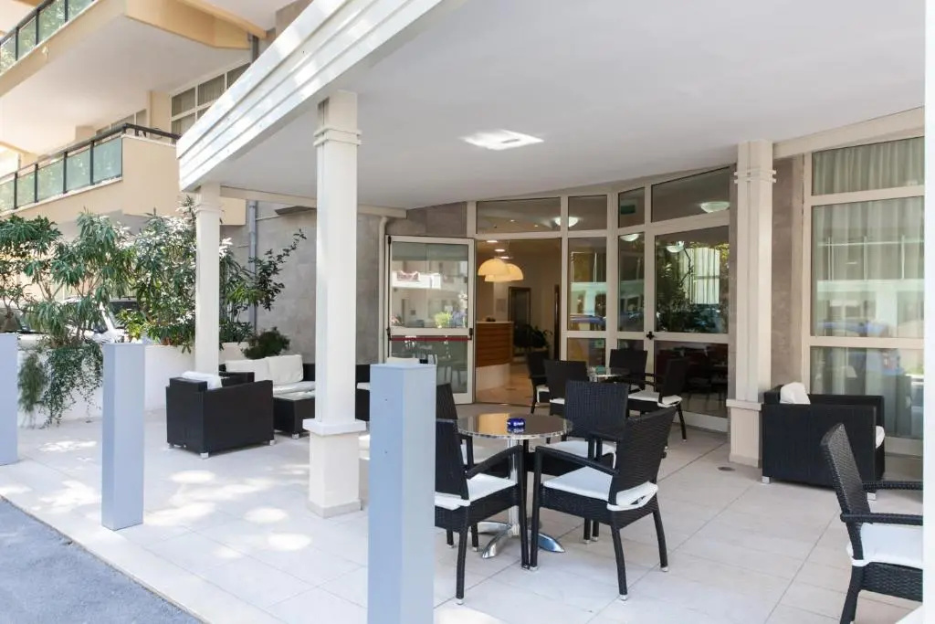 Hotel photo 12