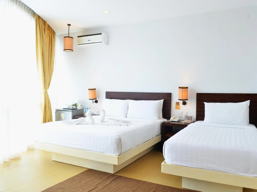 Superior Triple room