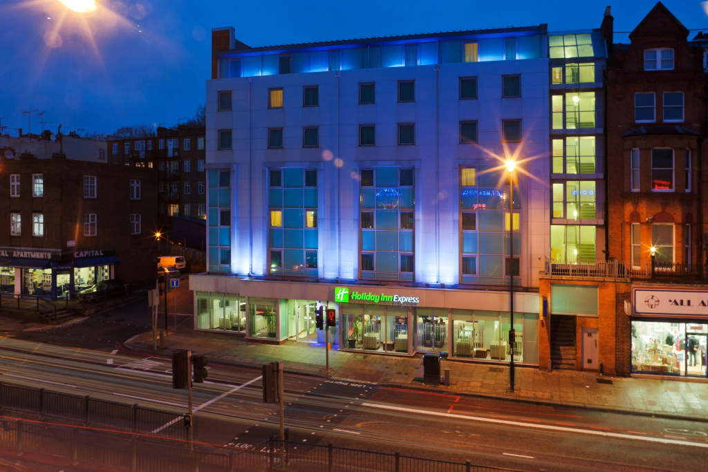 Holiday Inn Express London-Swiss Cottage — фото 1