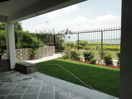 Balcony & Terrace