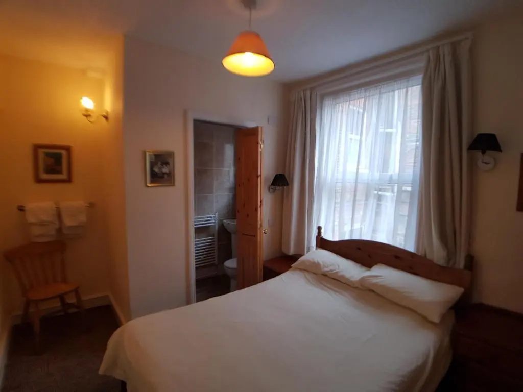 Everley Guest House