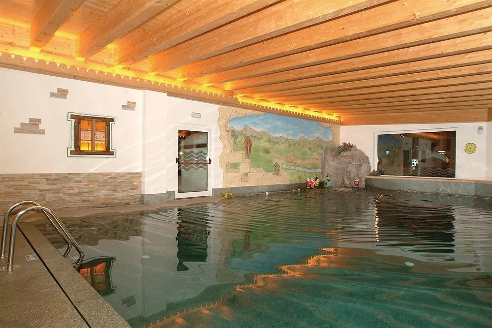 Sport Hotel Alpina by null
