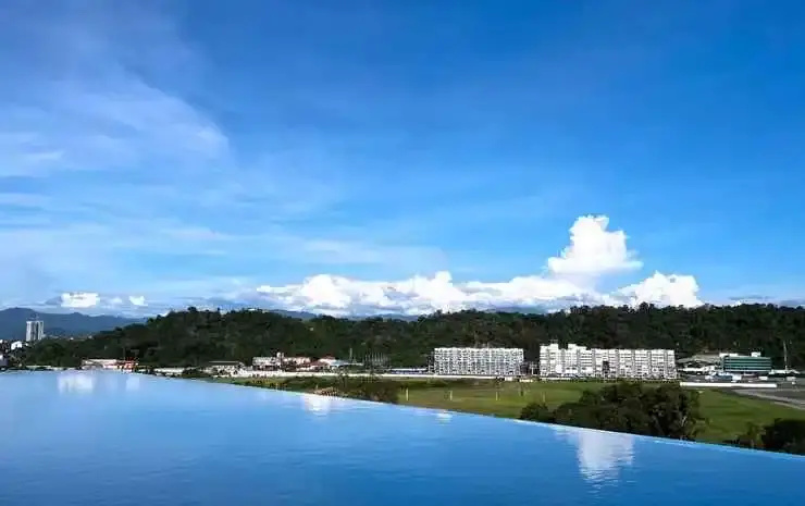 Beach & Waterfront