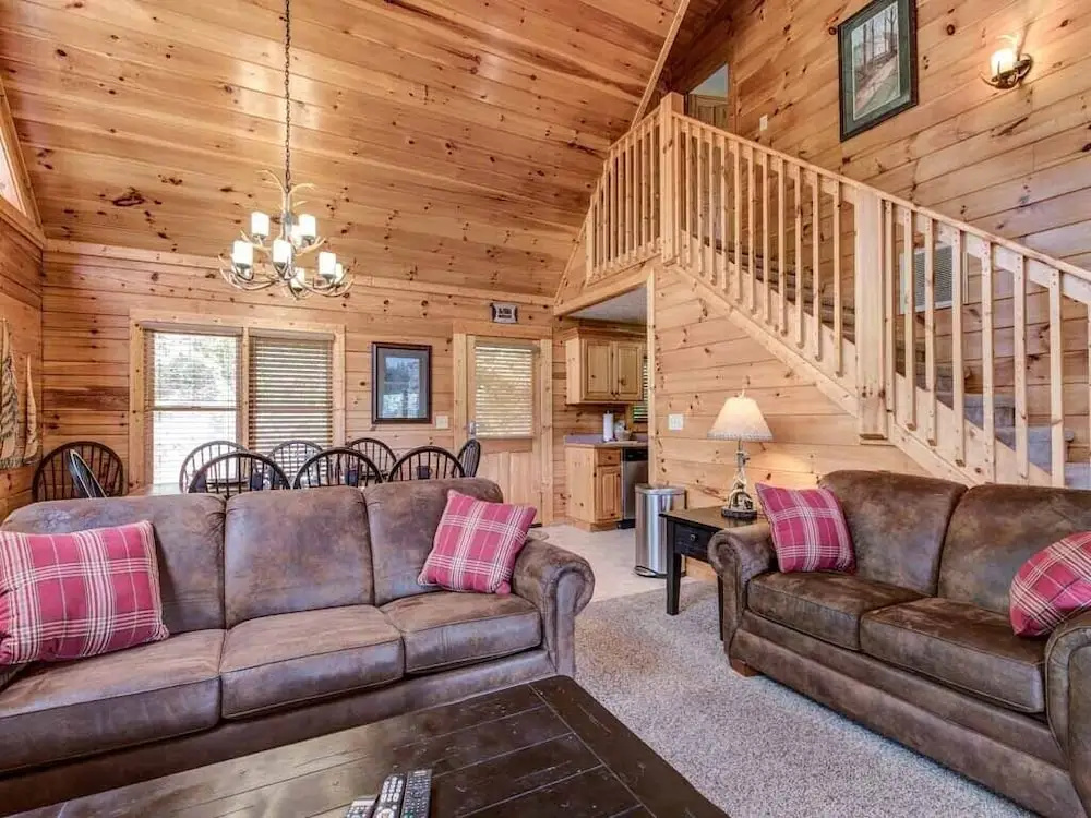 Highpoint Escape - Three Bedroom Cabin