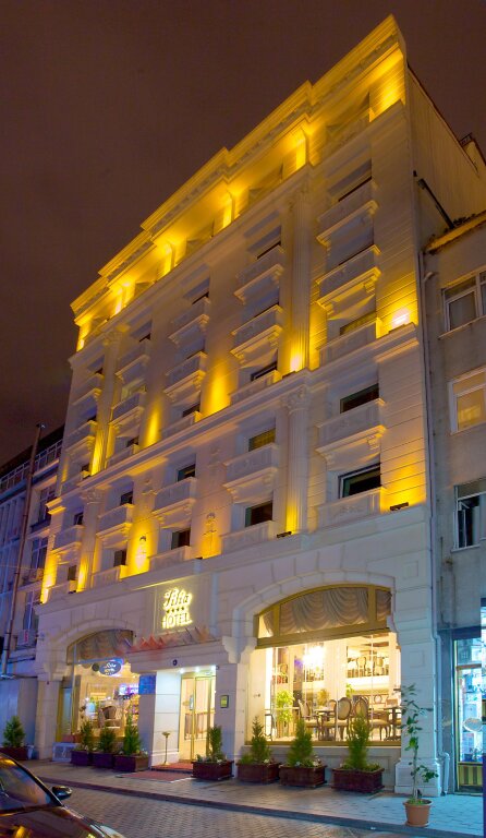 Tilia Hotel image