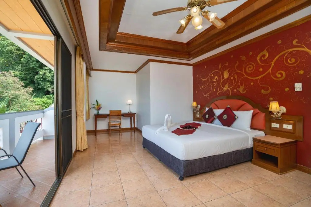 Deluxe Double room (full double bed)