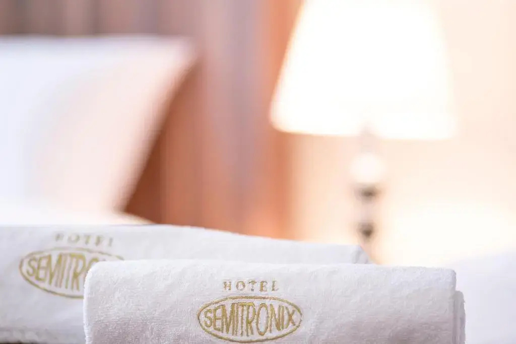 Semitronix Hotel Prishtina - Chambres