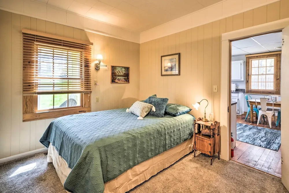 Pet-friendly Cody Home - Walk to Main Street! — фото 6