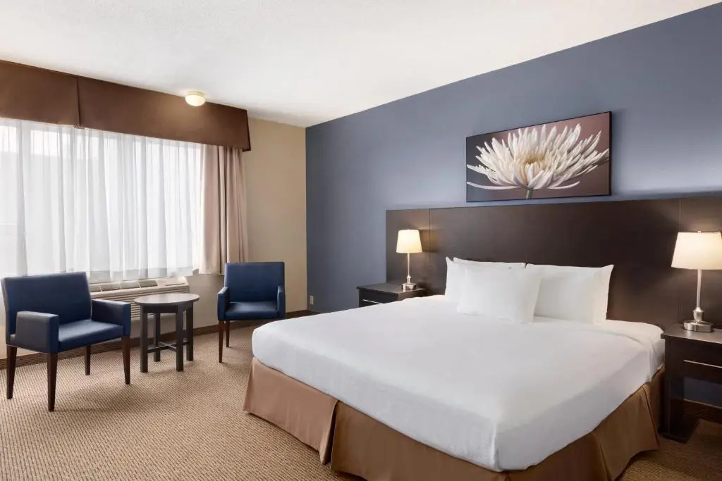 Days Inn & Conference Centre by Wyndham Montreal Airport - Chambres