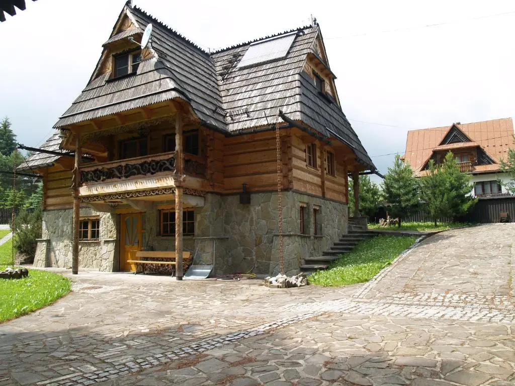 2 Bedrooms Cottage