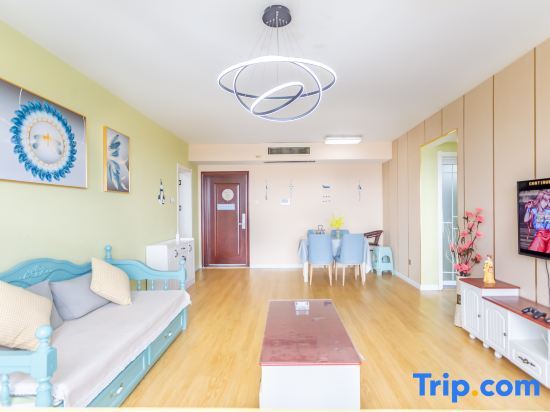Люкс с 2 комнатами с видом на море в Rizhao Shuohai Seaview Homestay (Wanpingkou Branch)